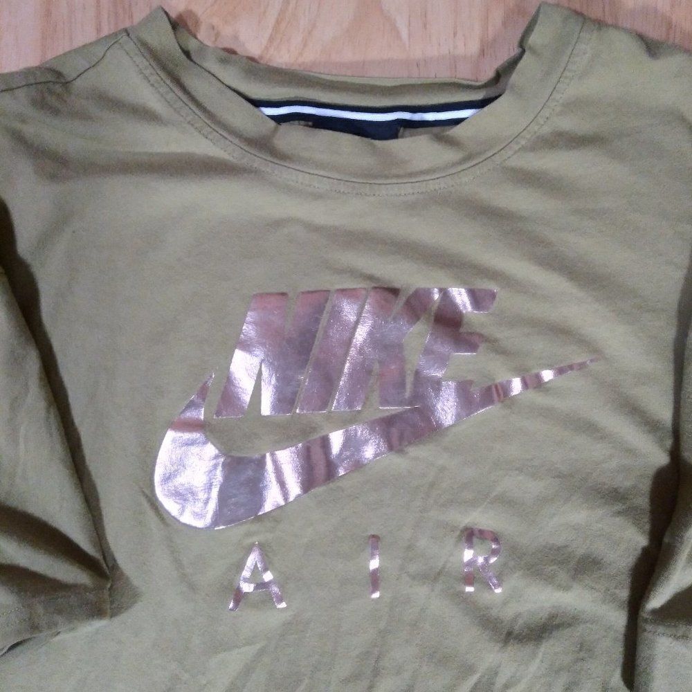 Nike Air Metallic Gold Logo T-Shirt